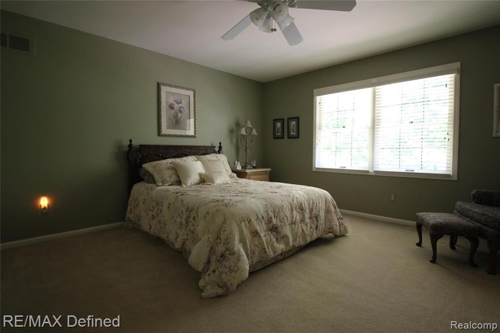 1360 Kingsview Avenue Rochester Hills, MI 48309 - Photo 19 of 27