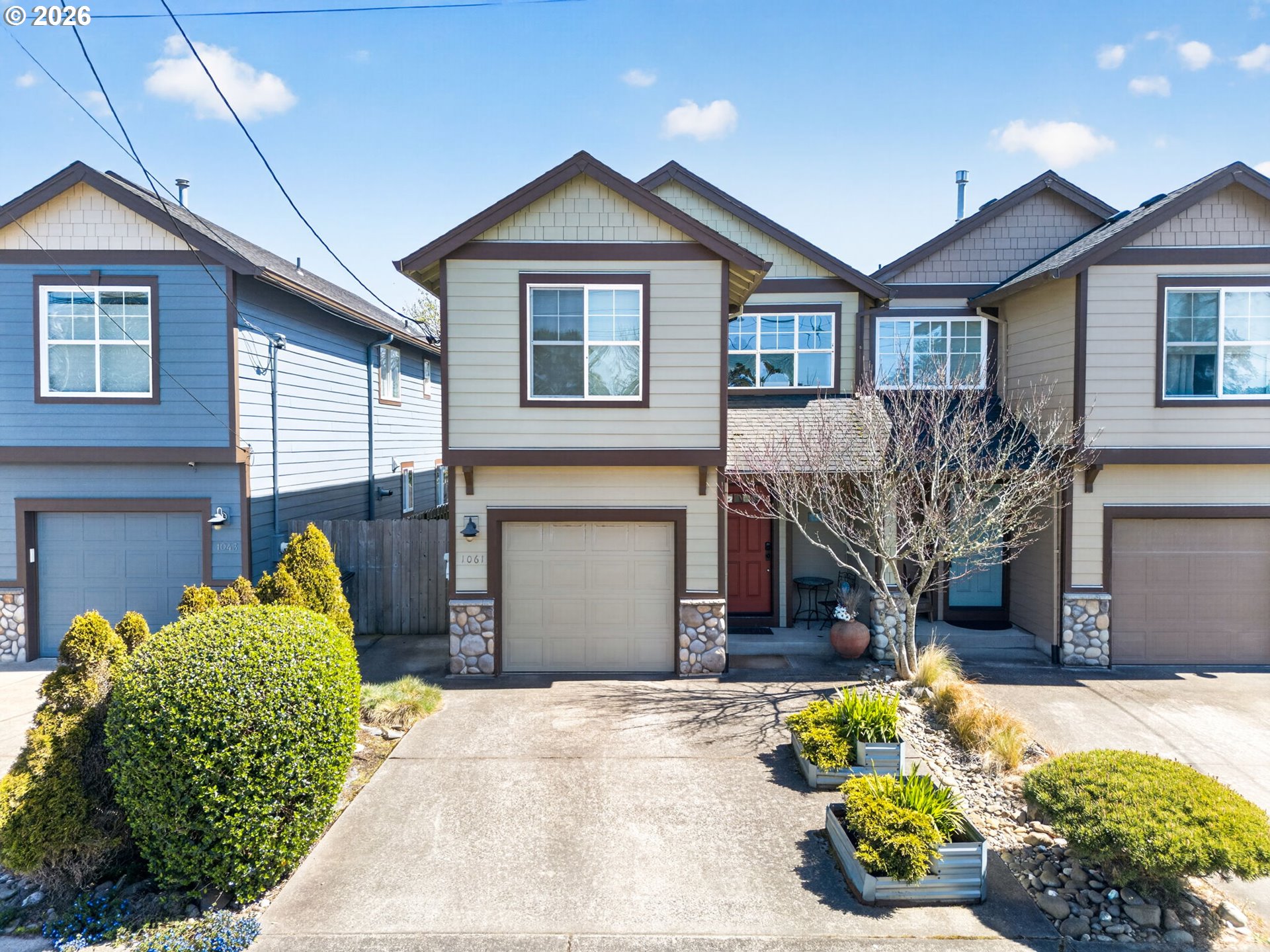 1061 South Columbia Street Seaside, OR 97138 - Photo 2 of 41