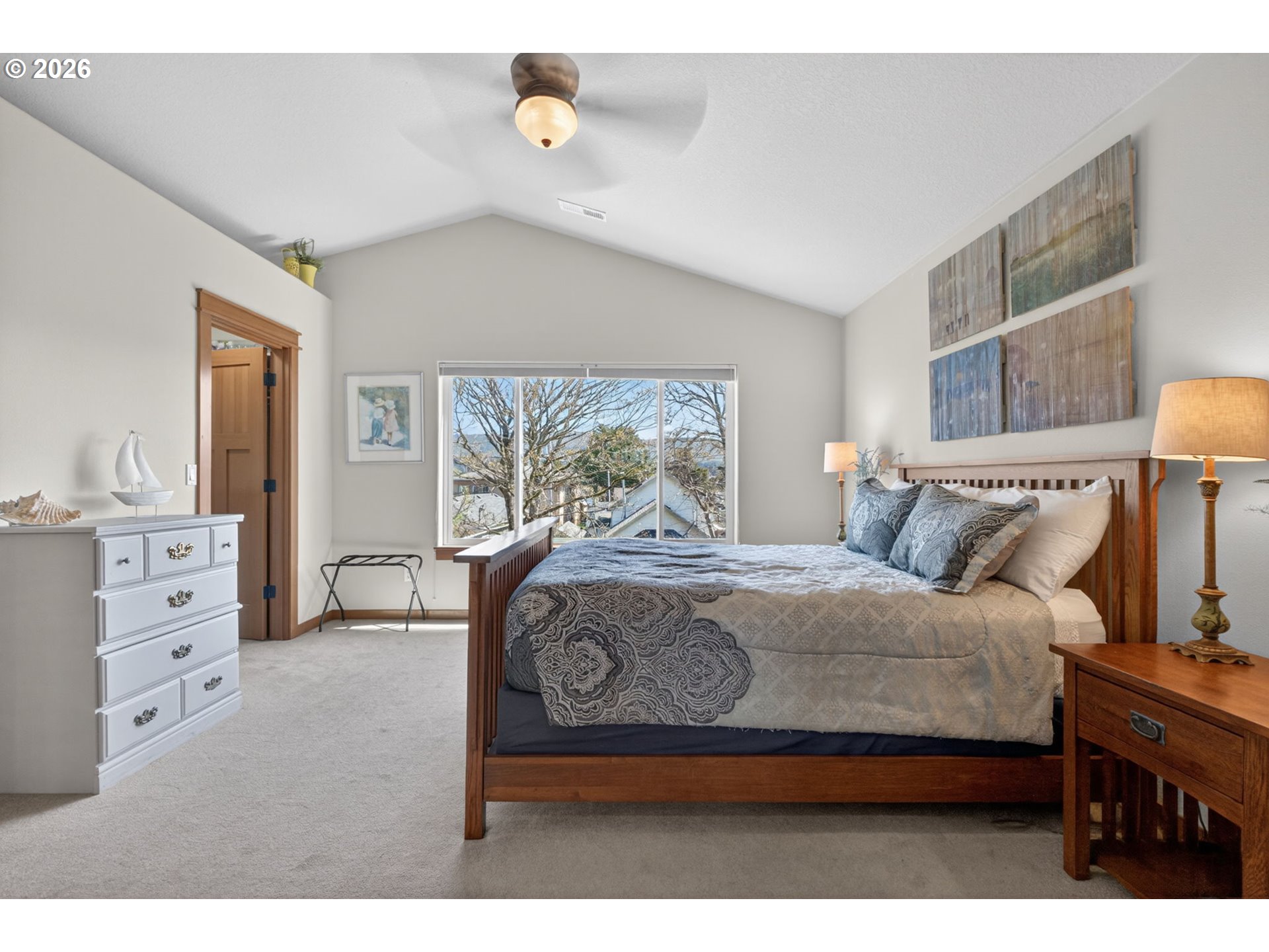 1061 South Columbia Street Seaside, OR 97138 - Photo 21 of 41 Bedroom, Primary