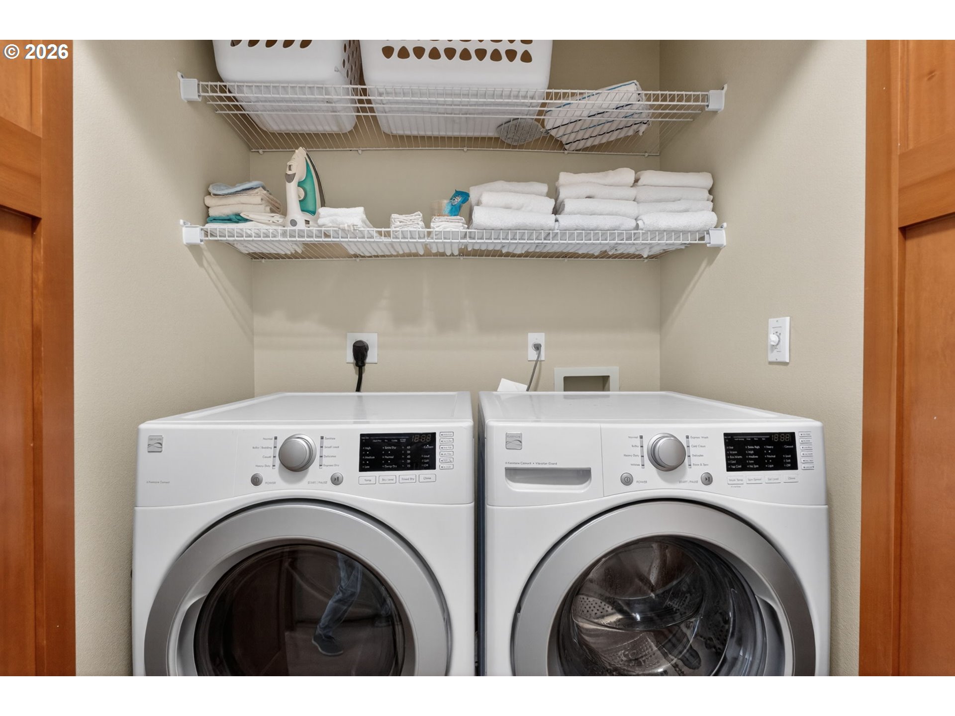 1061 South Columbia Street Seaside, OR 97138 - Photo 29 of 41 Laundry