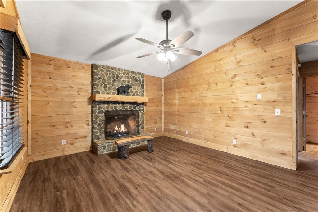 279 Cindy Cove Road Blairsville, GA 30512 - Photo 8 of 46