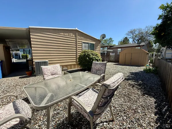 $219,000 | 13 Darcy Drive, Windsor, CA 95403