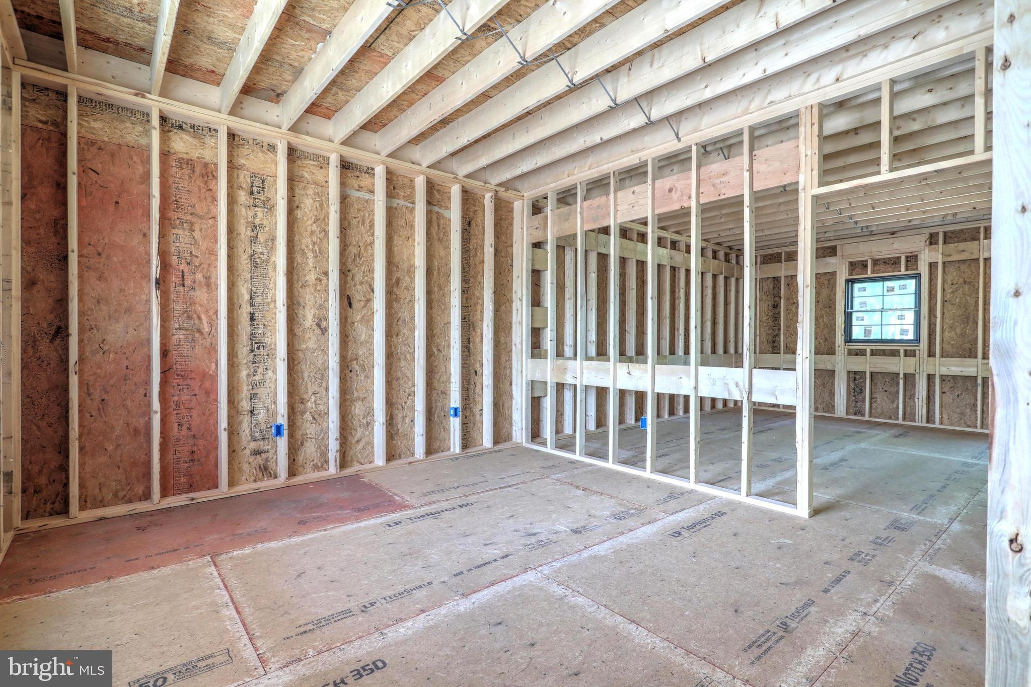 8885 Loop Road Seven Valleys, PA 17360 - Photo 4 of 34