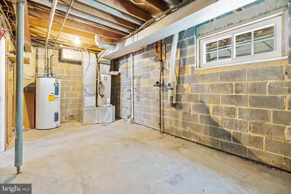 $515,000 | 7410 Rhondda Drive, Lorton, VA 22079