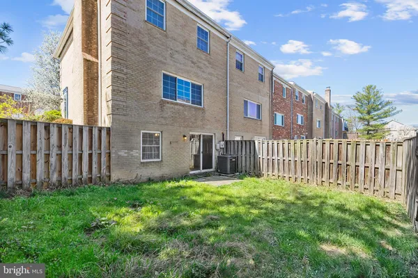 $515,000 | 7410 Rhondda Drive, Lorton, VA 22079