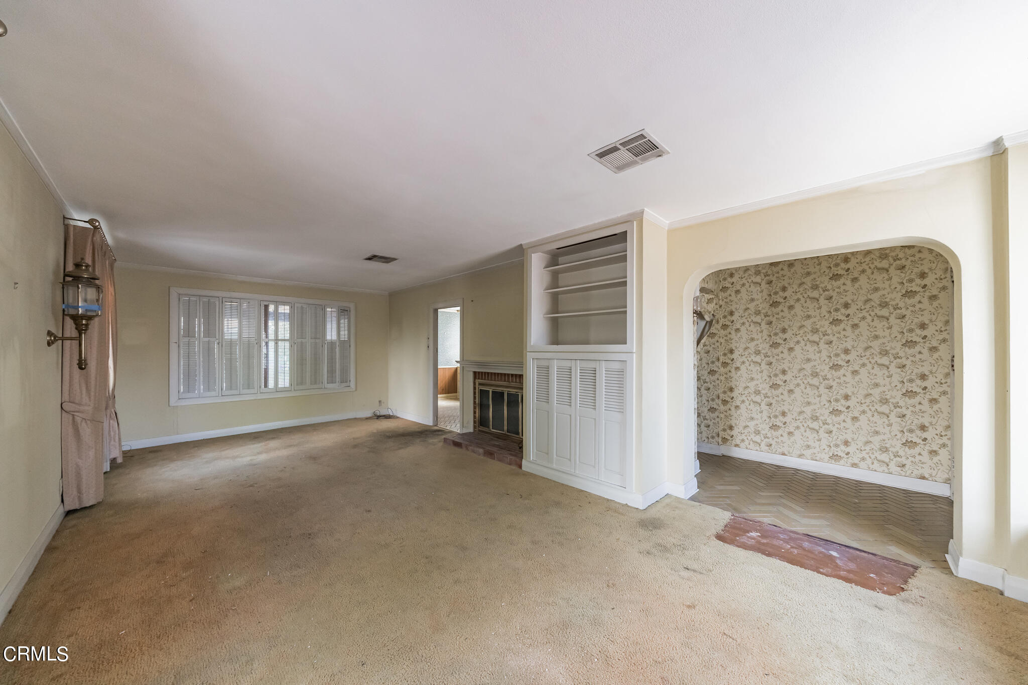 503 West Le Roy Avenue Arcadia, CA 91007 - Photo 7 of 33 a view of livingroom with natural light