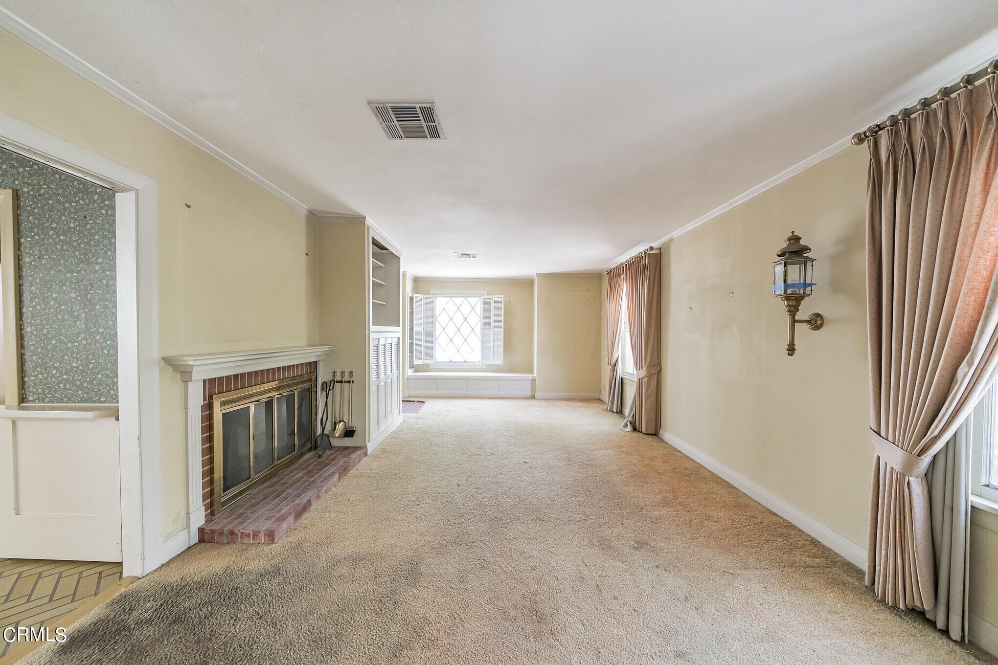503 West Le Roy Avenue Arcadia, CA 91007 - Photo 9 of 33 a view of a livingroom with a fireplace