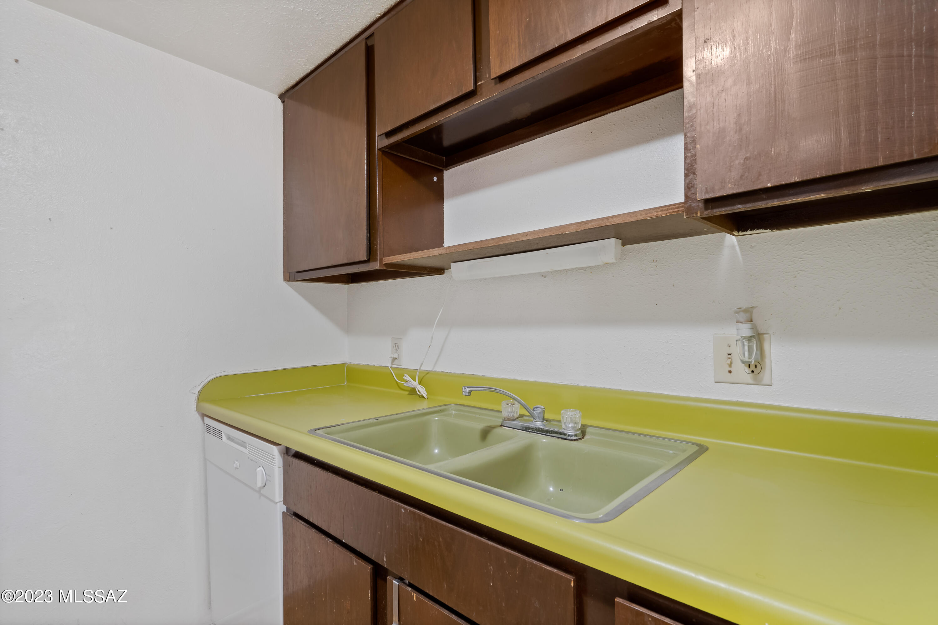 1620 North Wilmot Road, Unit F217 Tucson, AZ 85712 - Photo 13 of 24