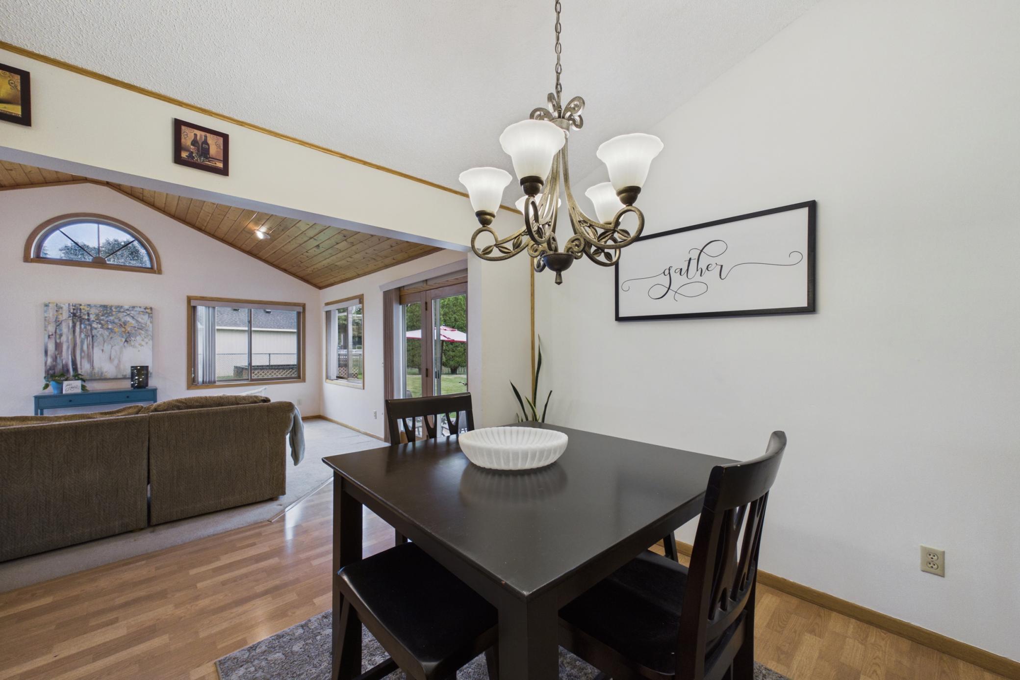 9176 Sierra Road Woodbury, MN 55125 - Photo 6 of 36