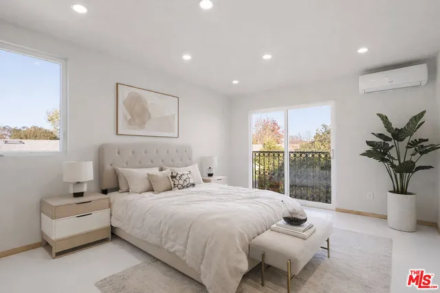 $3,000,000 | 17660 Martha Street, Encino, CA 91316