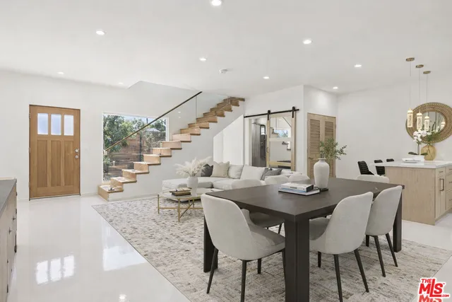 $3,000,000 | 17660 Martha Street, Encino, CA 91316