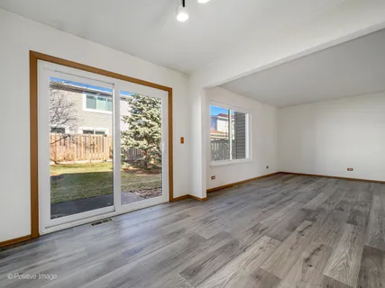 $265,000 | 1956 North Jamestown Drive, Palatine, IL 60074