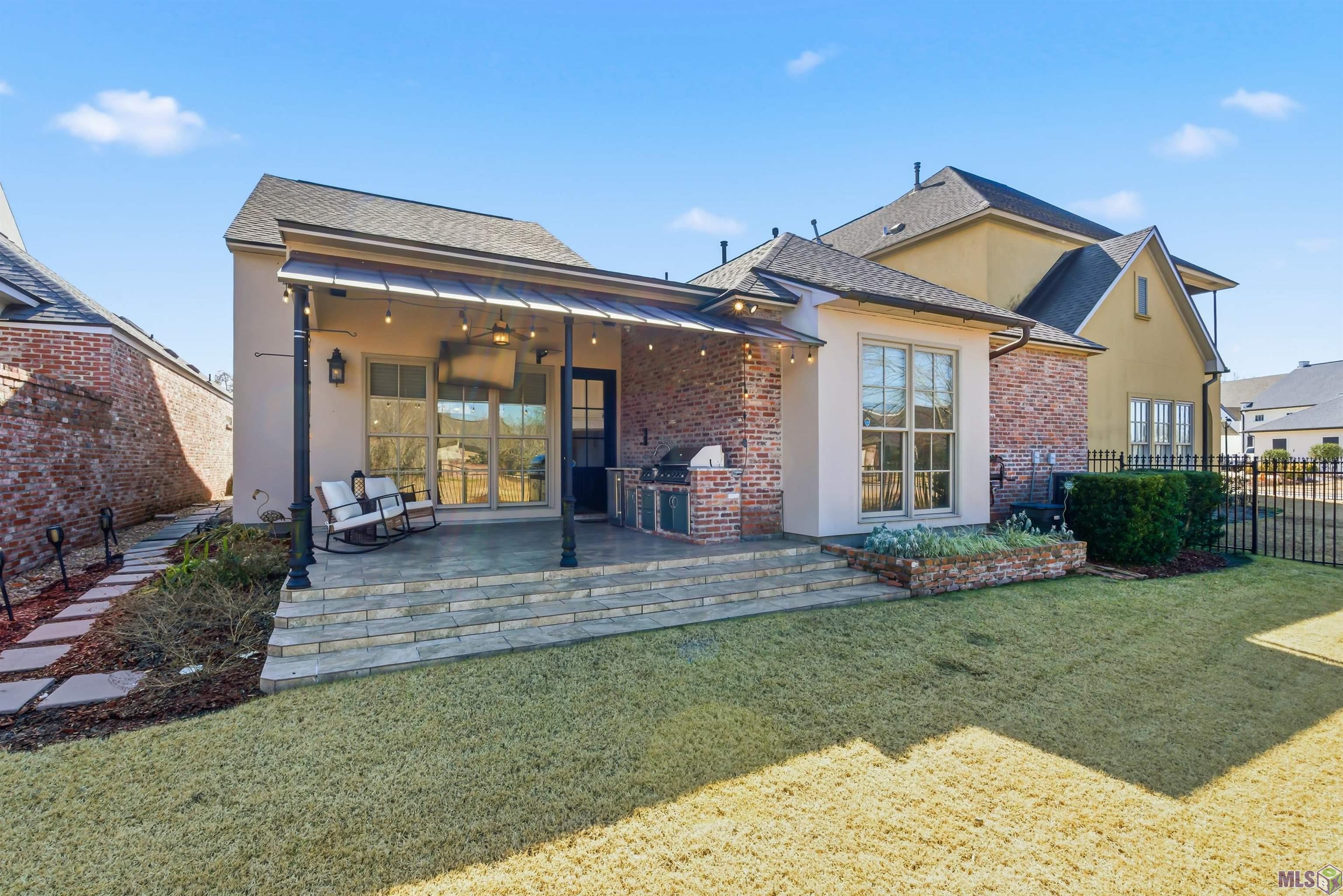 3546 Rue D Orleans Baton Rouge, LA 70810 - Photo 3 of 17