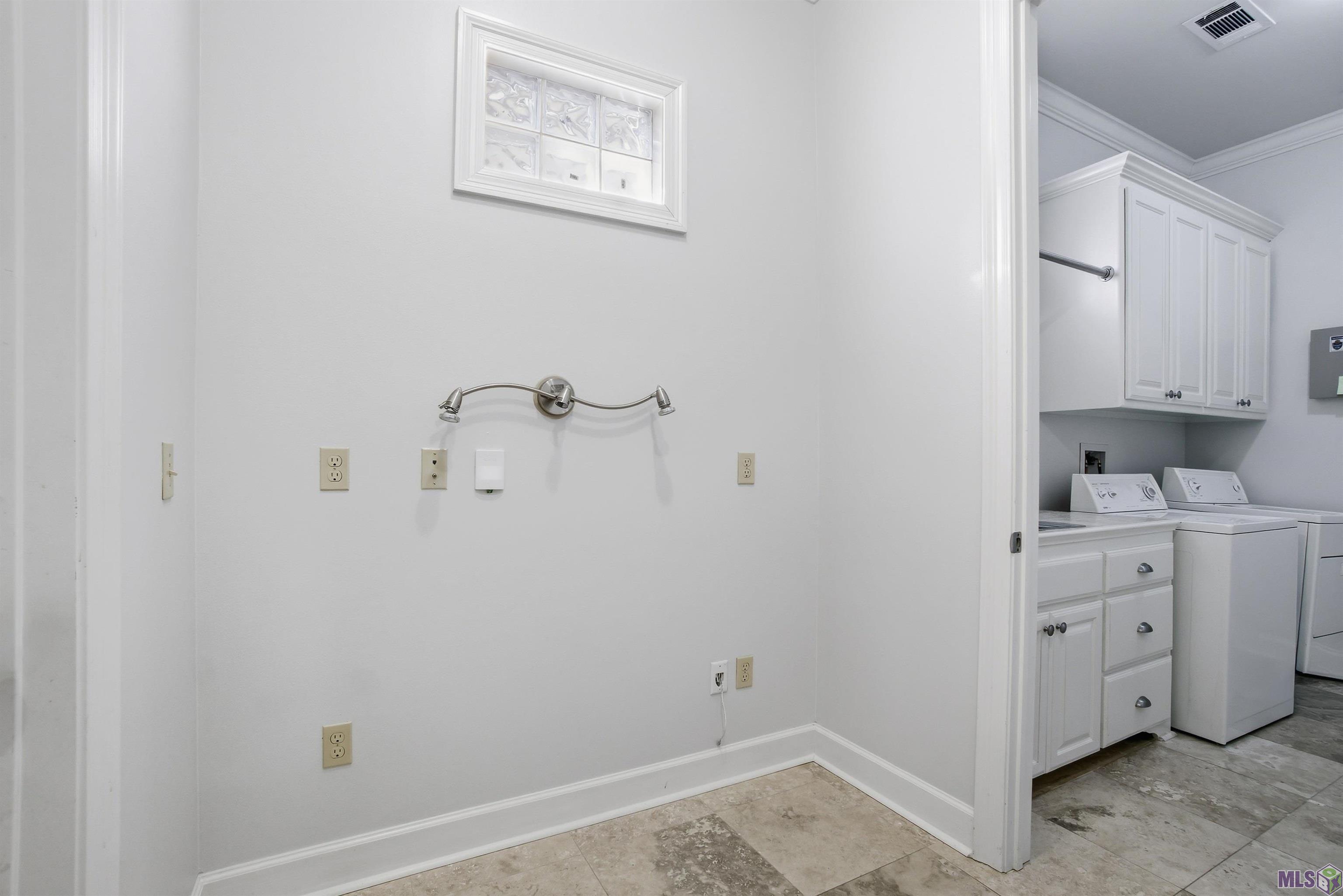 3546 Rue D Orleans Baton Rouge, LA 70810 - Photo 9 of 17