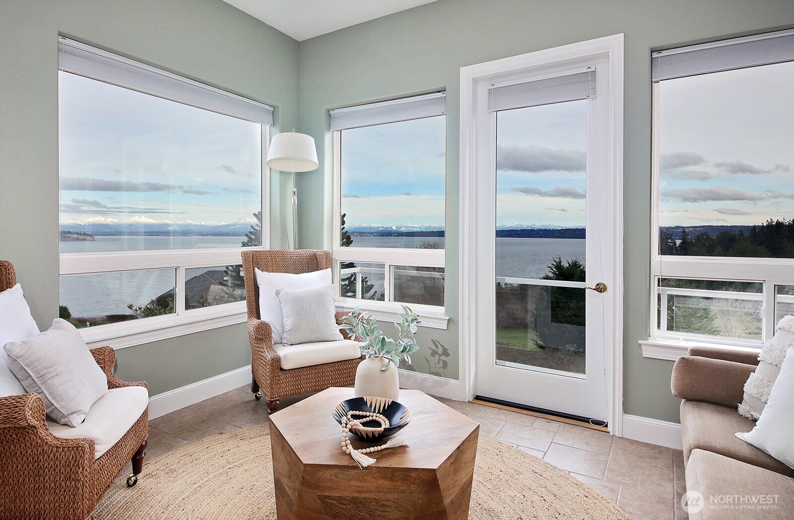 4694 Wrightsman Place Clinton, WA 98236 - Photo 13 of 39