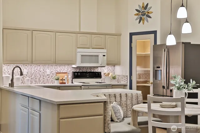 $1,750,000 | 4694 Wrightsman Place, Clinton, WA 98236