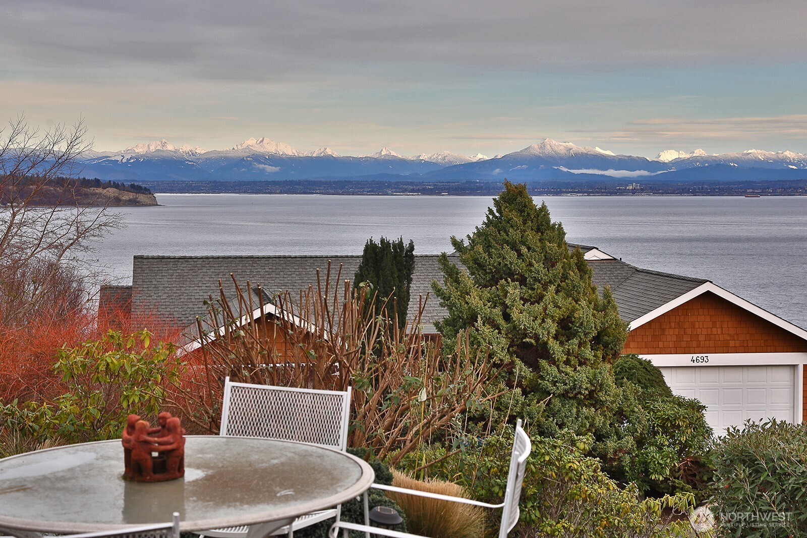 4694 Wrightsman Place Clinton, WA 98236 - Photo 34 of 39