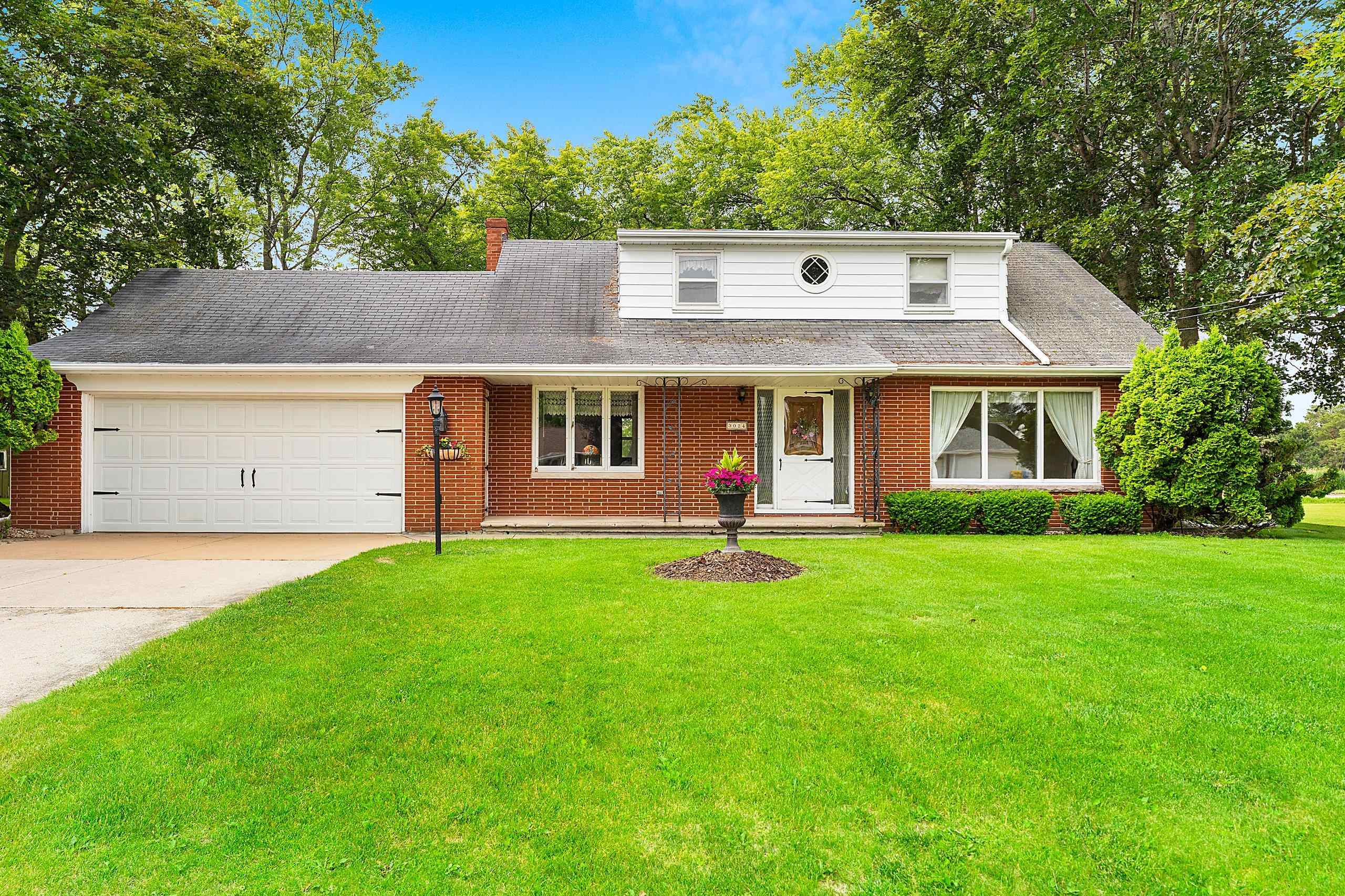 3024 Finger Road Green Bay, WI 54311 - Photo 3 of 74