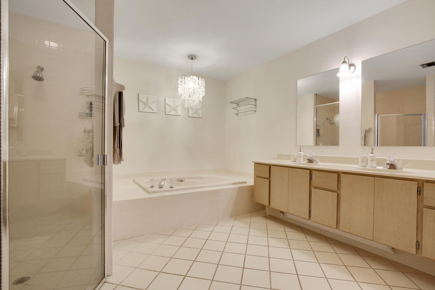 382 River Edge Road Jupiter, FL 33477 - Photo 12 of 22 382 River Edge Rd Jupiter FL-large-011-1