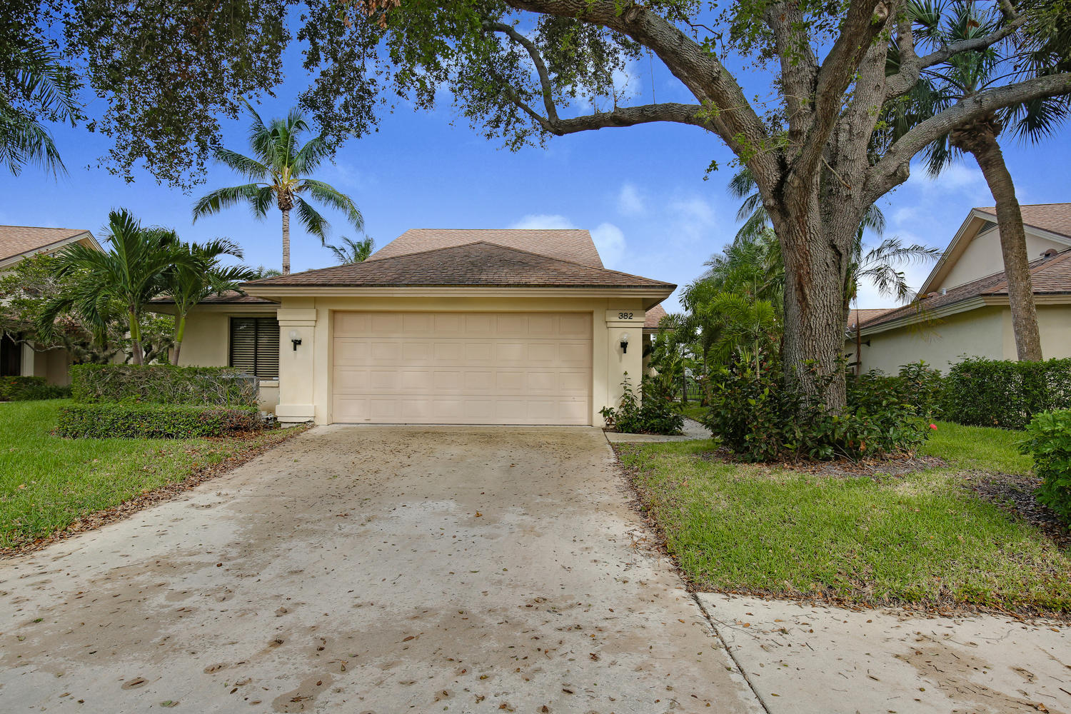 382 River Edge Road Jupiter, FL 33477 - Photo 2 of 22 382 River Edge Rd Jupiter FL-large-001-1