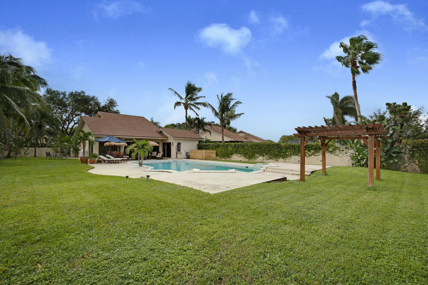 382 River Edge Road Jupiter, FL 33477 - Photo 21 of 22 382 River Edge Rd Jupiter FL-large-020-1