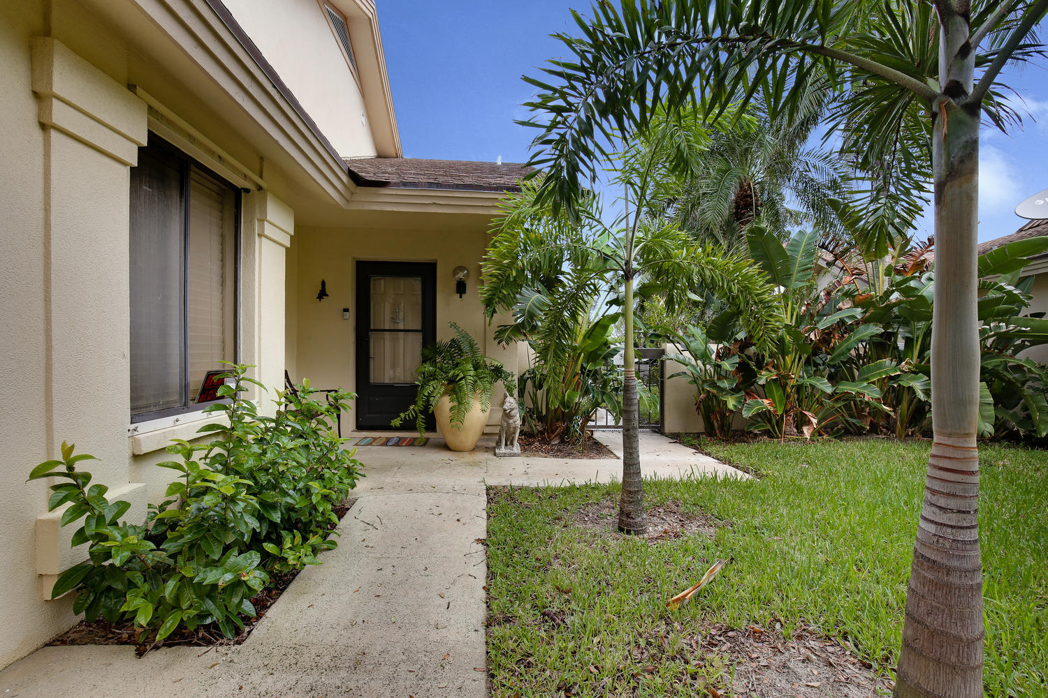 382 River Edge Road Jupiter, FL 33477 - Photo 3 of 22 382 River Edge Rd Jupiter FL-large-002-1