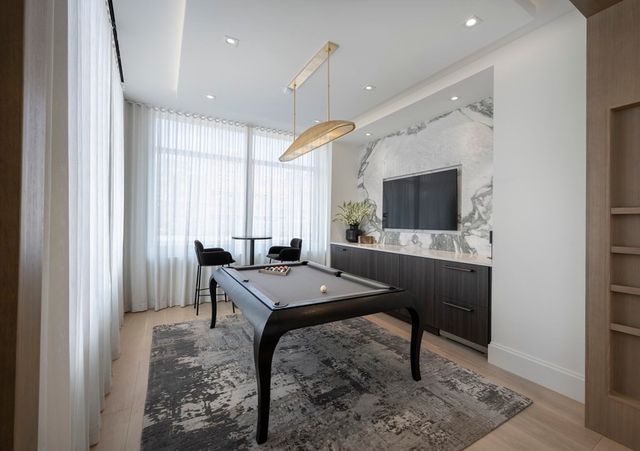 $728,000 | 100 Shawmut Avenue, Unit U: 406, Boston, MA 02118