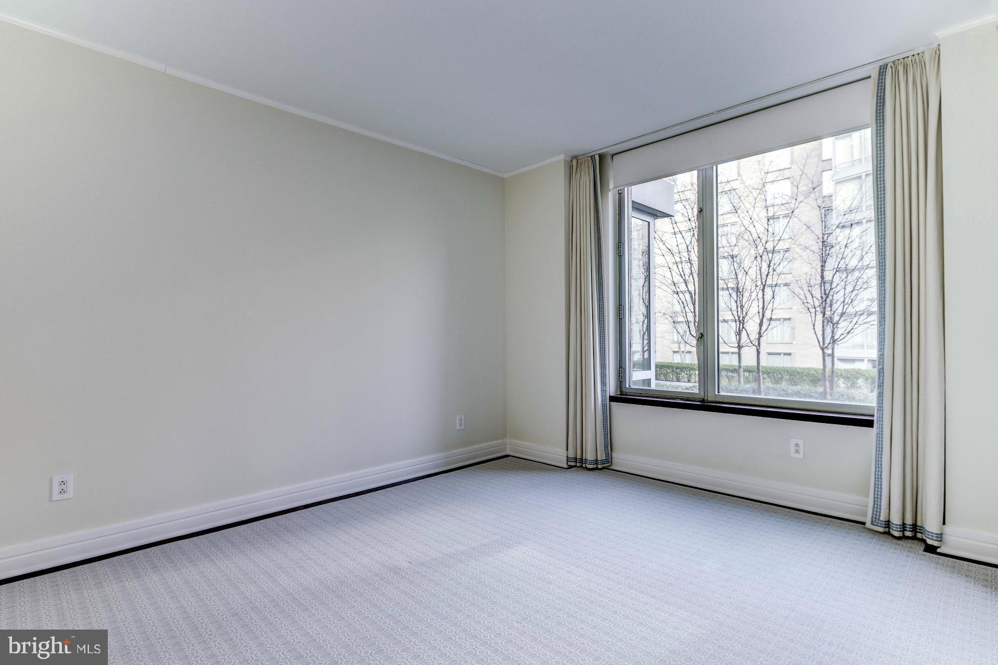 1155 23rd Street Northwest, Unit 6F Washington, DC 20037 - Photo 7 of 13 Master Bedroom