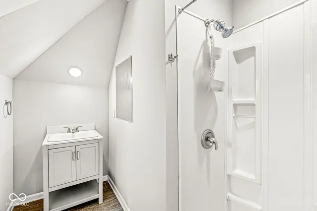 $1,050 | 2345 North Kenwood Avenue, Indianapolis, IN 46208