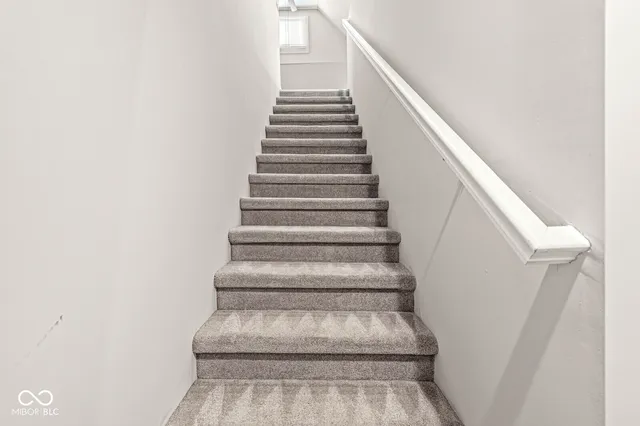 $1,050 | 2345 North Kenwood Avenue, Indianapolis, IN 46208