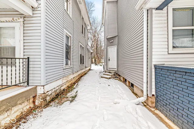 $1,050 | 2345 North Kenwood Avenue, Indianapolis, IN 46208