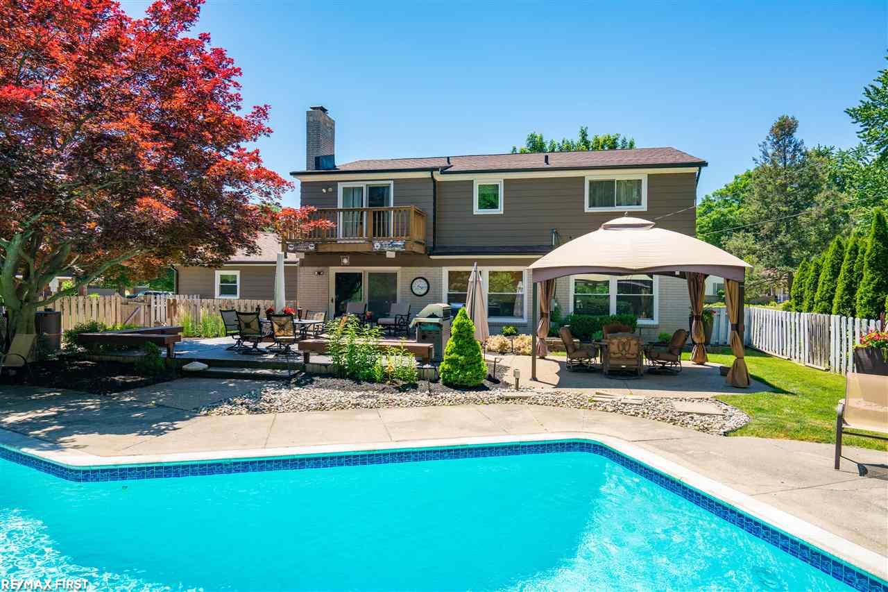 807 Lake Forest Road Rochester Hills, MI 48309 - Photo 50 of 63