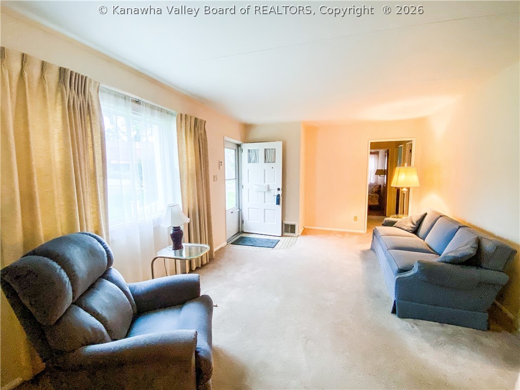 1581 Smith Road Charleston, WV 25314 - Photo 8 of 39 Gallery Image 8