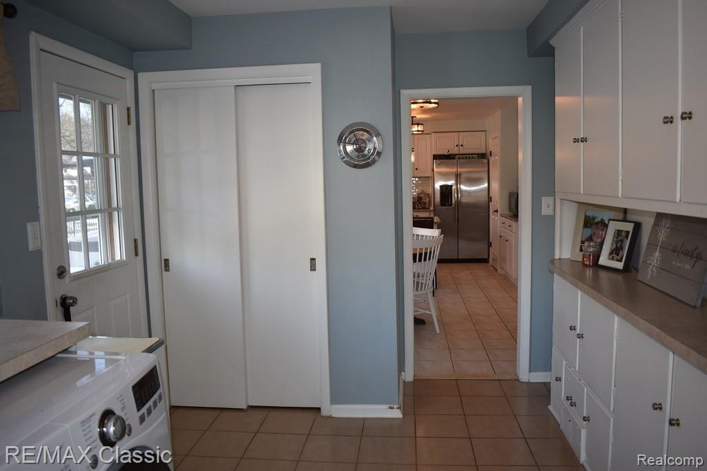 31974 Lahser Road Beverly Hills, MI 48025 - Photo 15 of 40