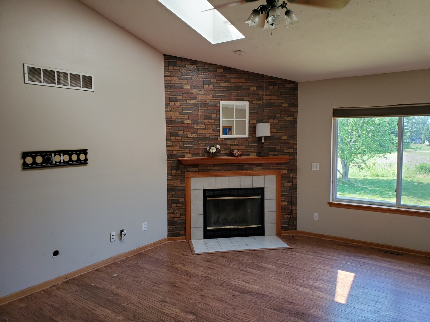 423 Pembroke Road Southwest Poplar Grove, IL 61065 - Photo 7 of 54 Gallery Image 7