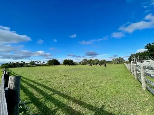 $1,500,500 | 7000 Highway 19, Terra Ceia, FL 34250