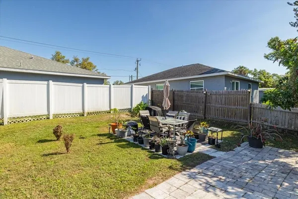 $260,000 | 5105 15th St Court East, Bradenton, FL 34203