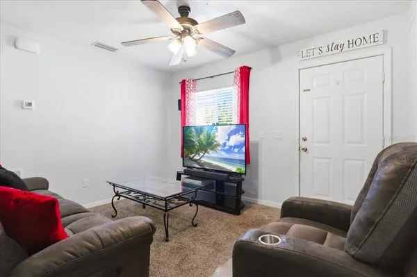 $260,000 | 5105 15th St Court East, Bradenton, FL 34203