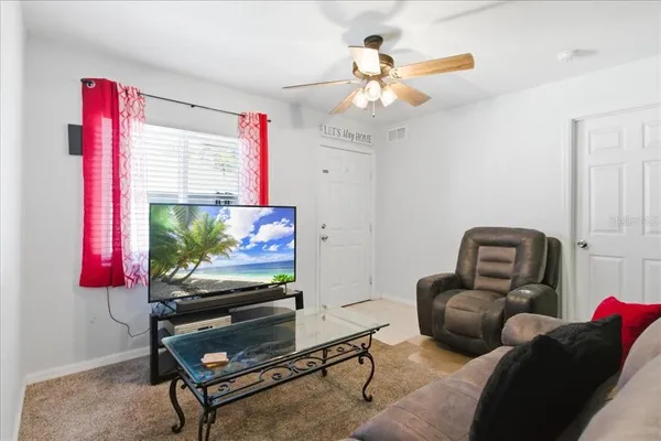 $260,000 | 5105 15th St Court East, Bradenton, FL 34203