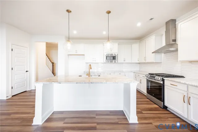 $454,320 | 18728 Palisades Cv Drive, Moseley, VA 23120