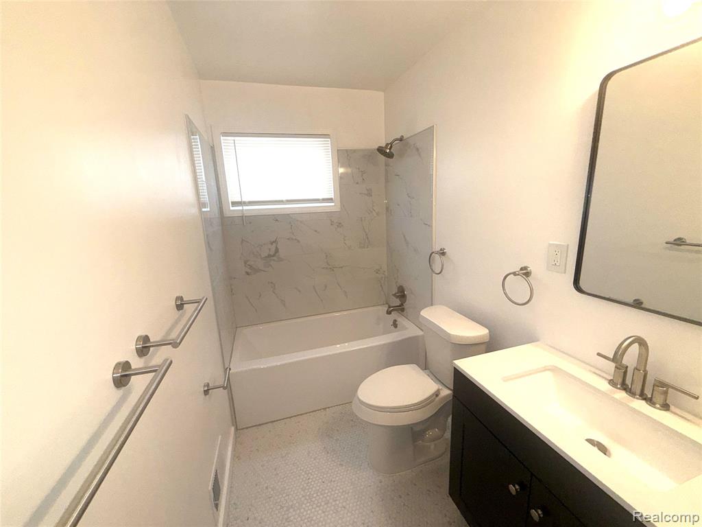 7643 Rivard Avenue Warren, MI 48091 - Photo 25 of 33 Gallery Image 25