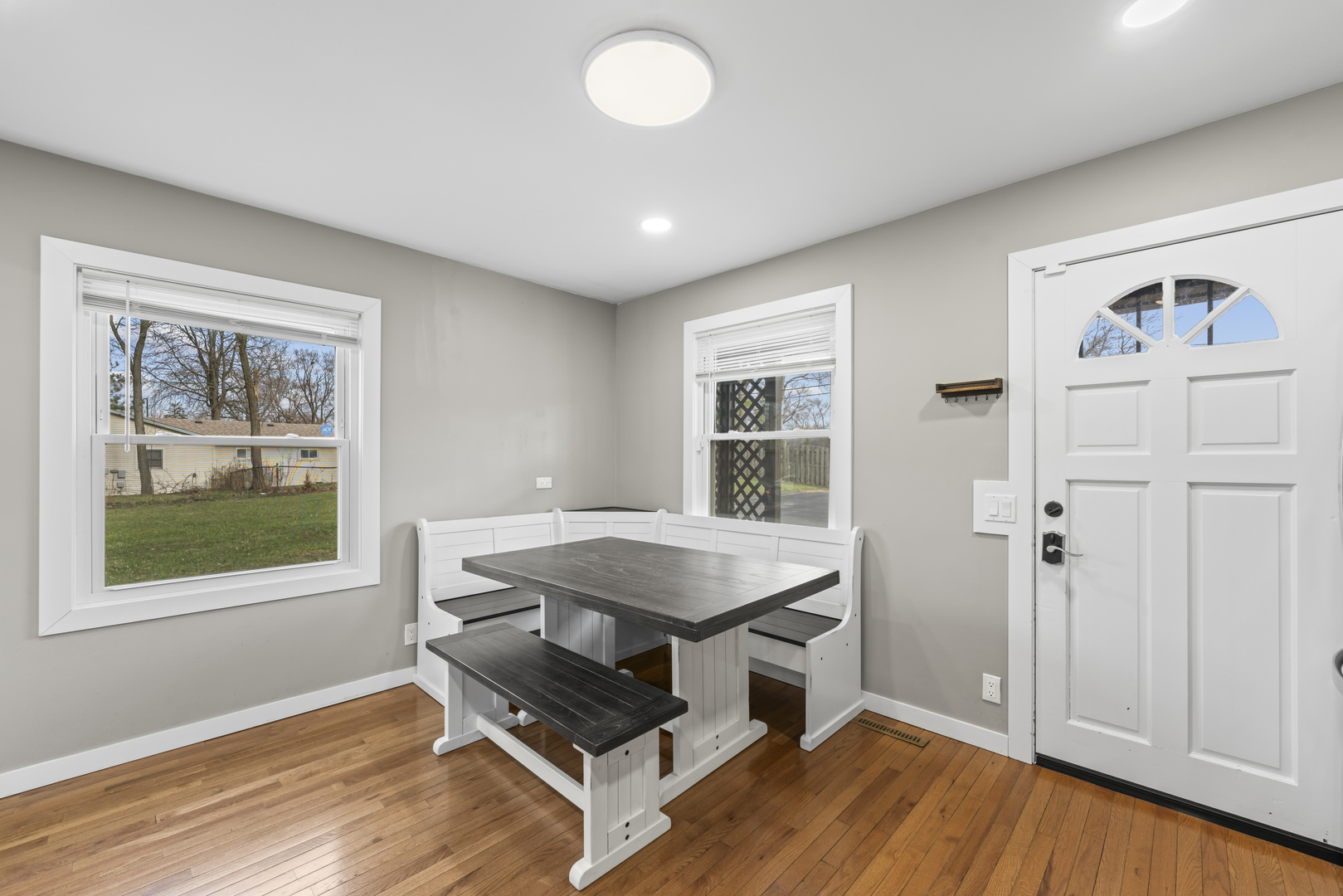 25 McCabe Drive Streamwood, IL 60107 - Photo 16 of 32 a room with wooden floor and window
