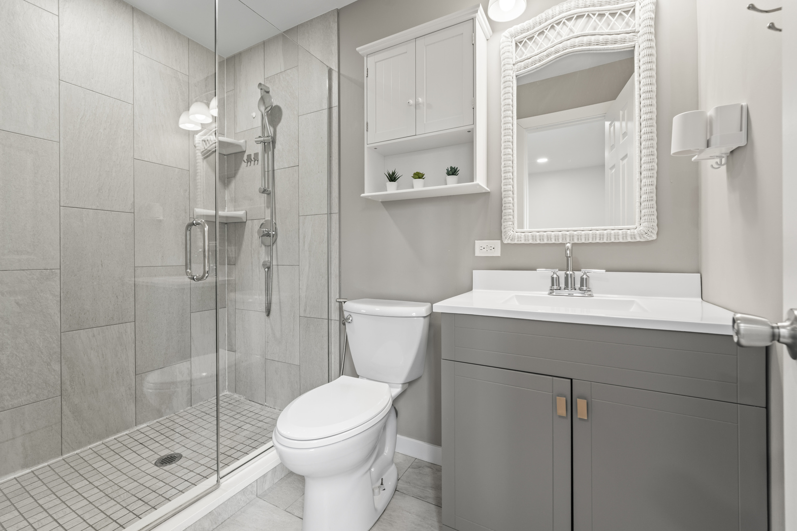 25 McCabe Drive Streamwood, IL 60107 - Photo 25 of 32 a bathroom with a sink toilet and shower