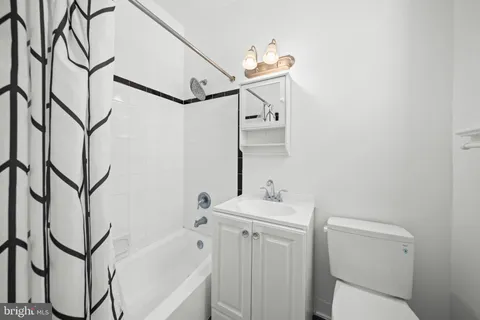 $275,000 | 3022 Wisconsin Avenue Northwest, Unit 103, Washington, DC 20016