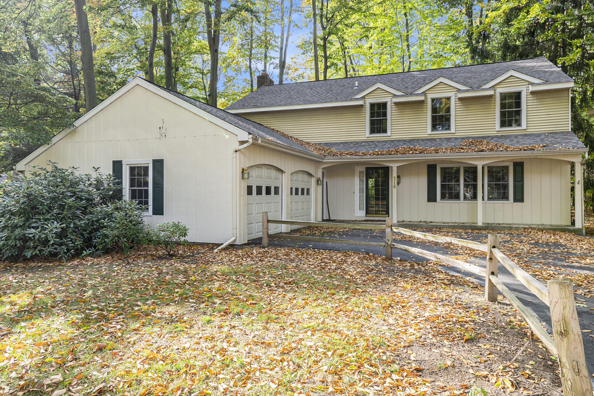 316 Stone Harbor Road Holland, MI 49424 - Photo 4 of 37 004_dsc02251_354