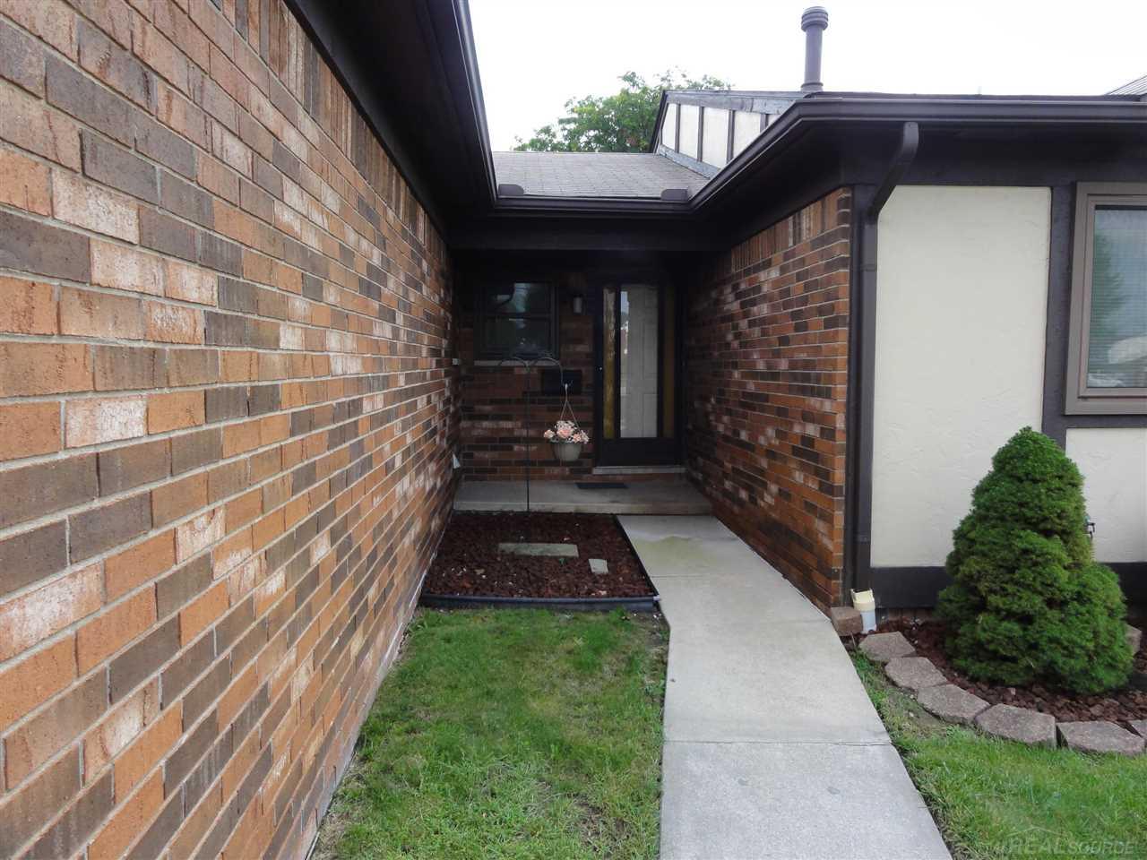 14446 East 14 Mile Road Warren, MI 48088 - Photo 4 of 30 50054024-6.JPG