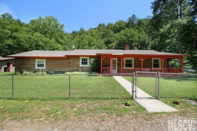 3575 Rose Creek Road Morganton, NC 28655 - Photo 2 of 23