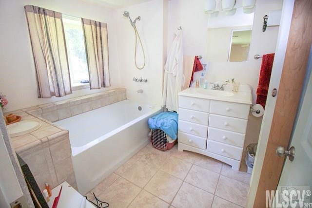 3575 Rose Creek Road Morganton, NC 28655 - Photo 8 of 23