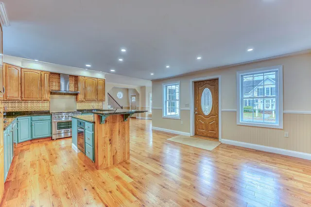 $719,900 | 35 Mad River Road, Campton, NH 03223