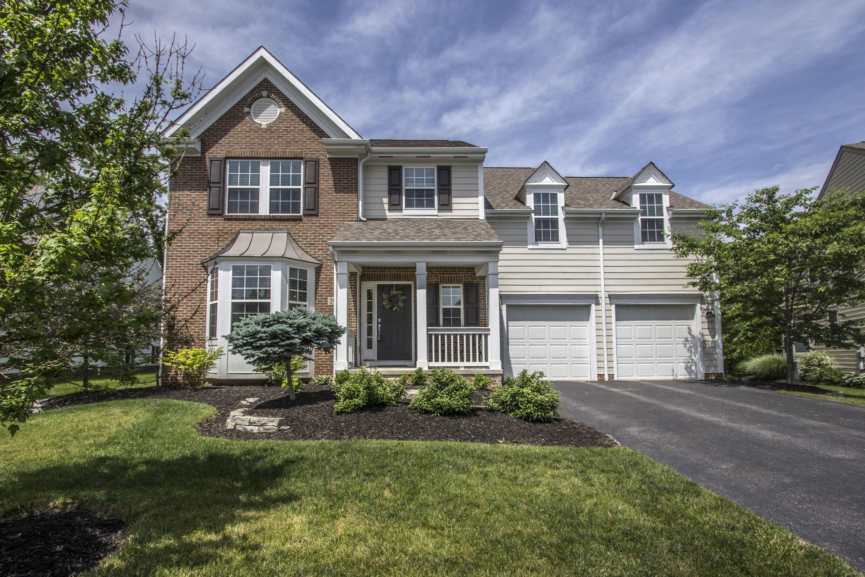 292 Halverston Road Powell, OH 43065 - Photo 1 of 38 Gallery Image 1